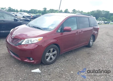 2015 Toyota Sienna Le 8 Passenger from USA, damaged, VIN 5TDKK3DC5FS597192